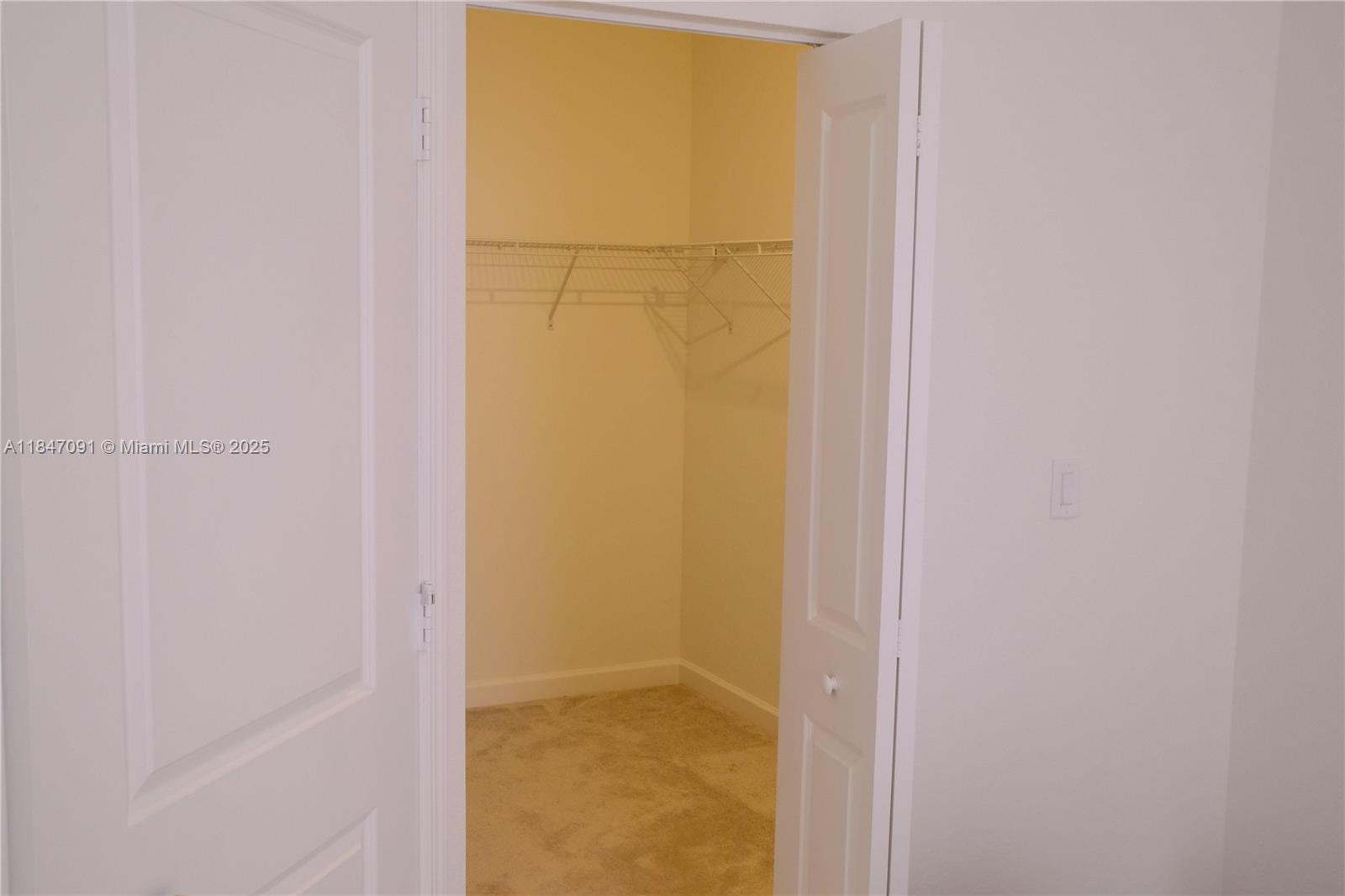 KENDALL ASSEMBLAGE NORTH - Residential