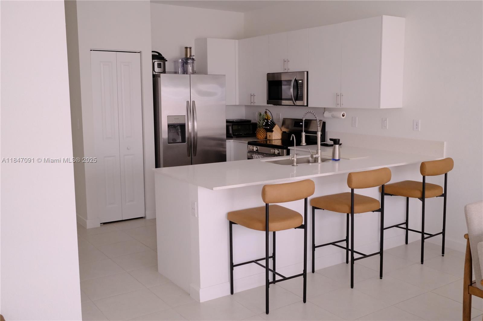 KENDALL ASSEMBLAGE NORTH - Residential