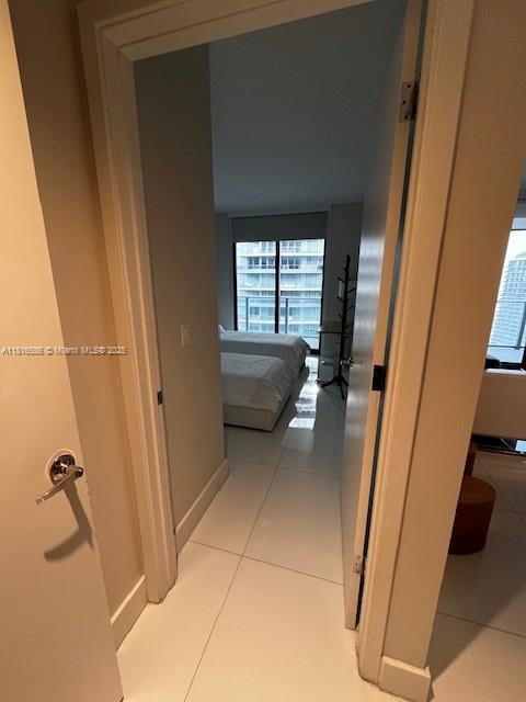 1010 BRICKELL CONDO - Residential Lease
