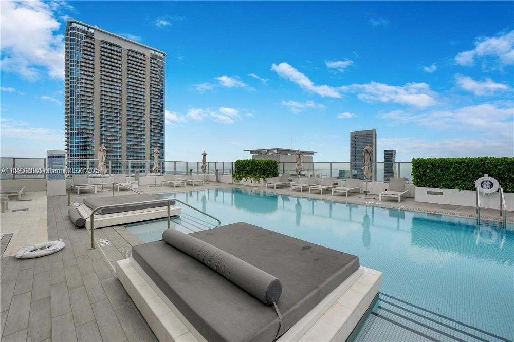 1010 BRICKELL CONDO - Residential Lease