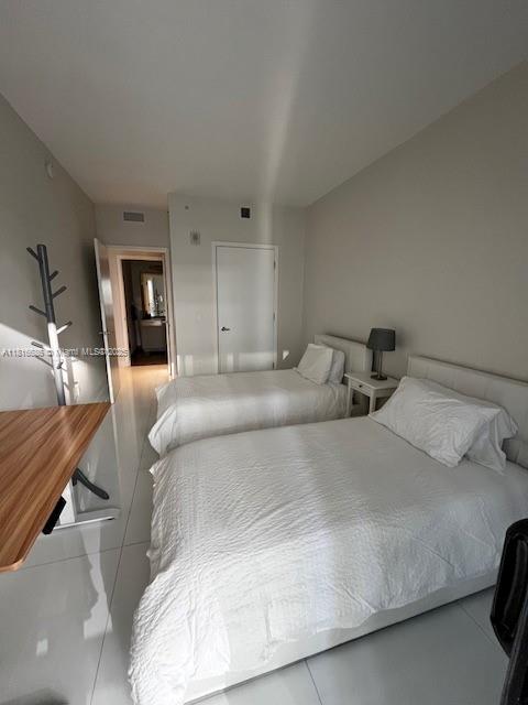 1010 BRICKELL CONDO - Residential Lease