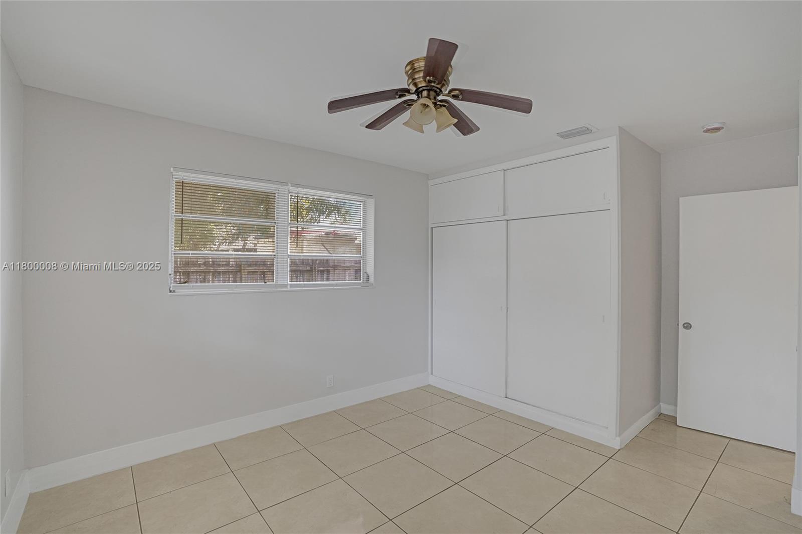 1251 NE 150th St 1