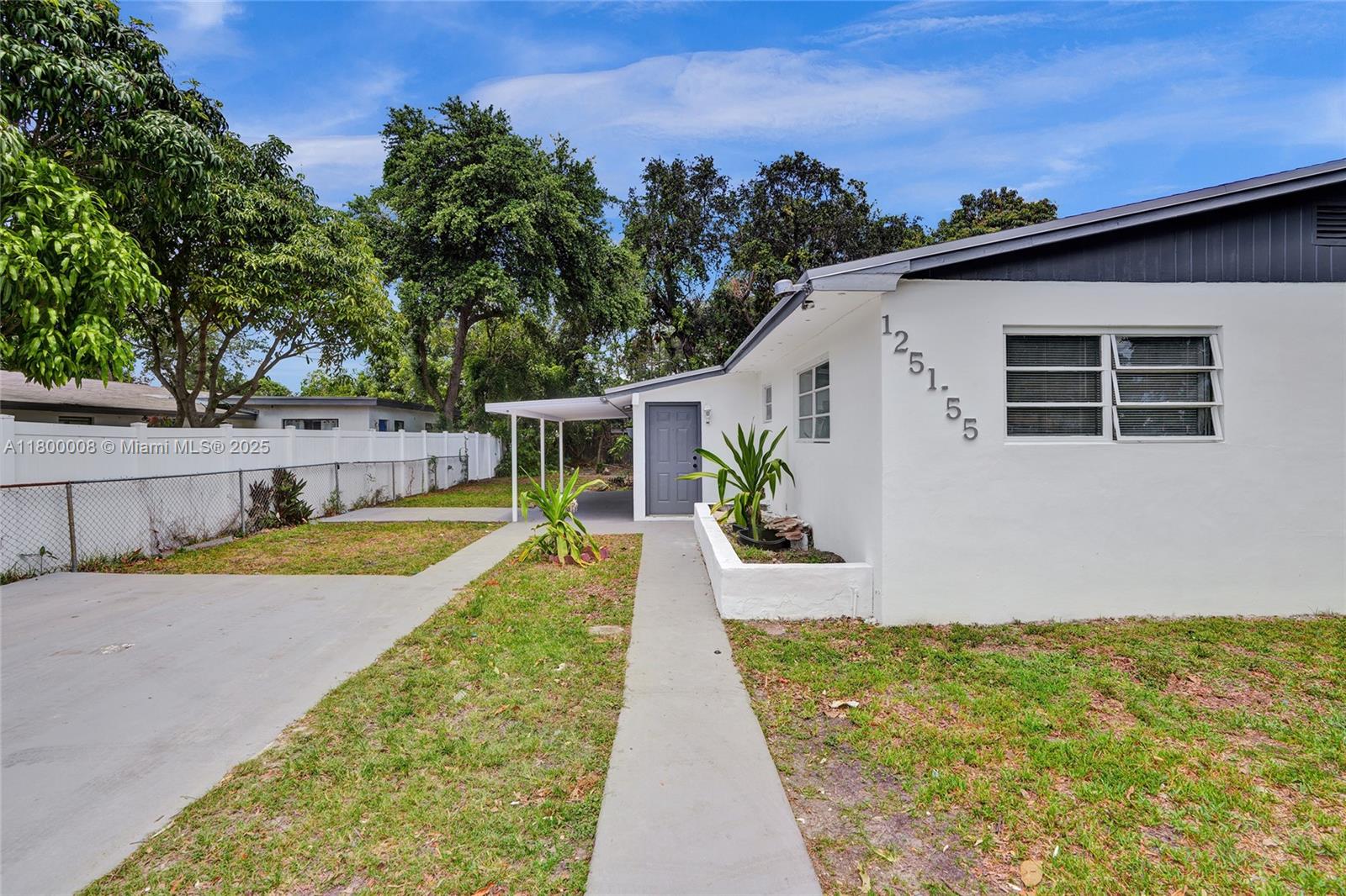 1251 NE 150th St 1