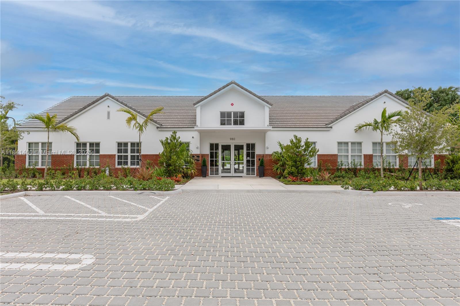 FAIRWAYS AT EAGLE TRACE - Residential