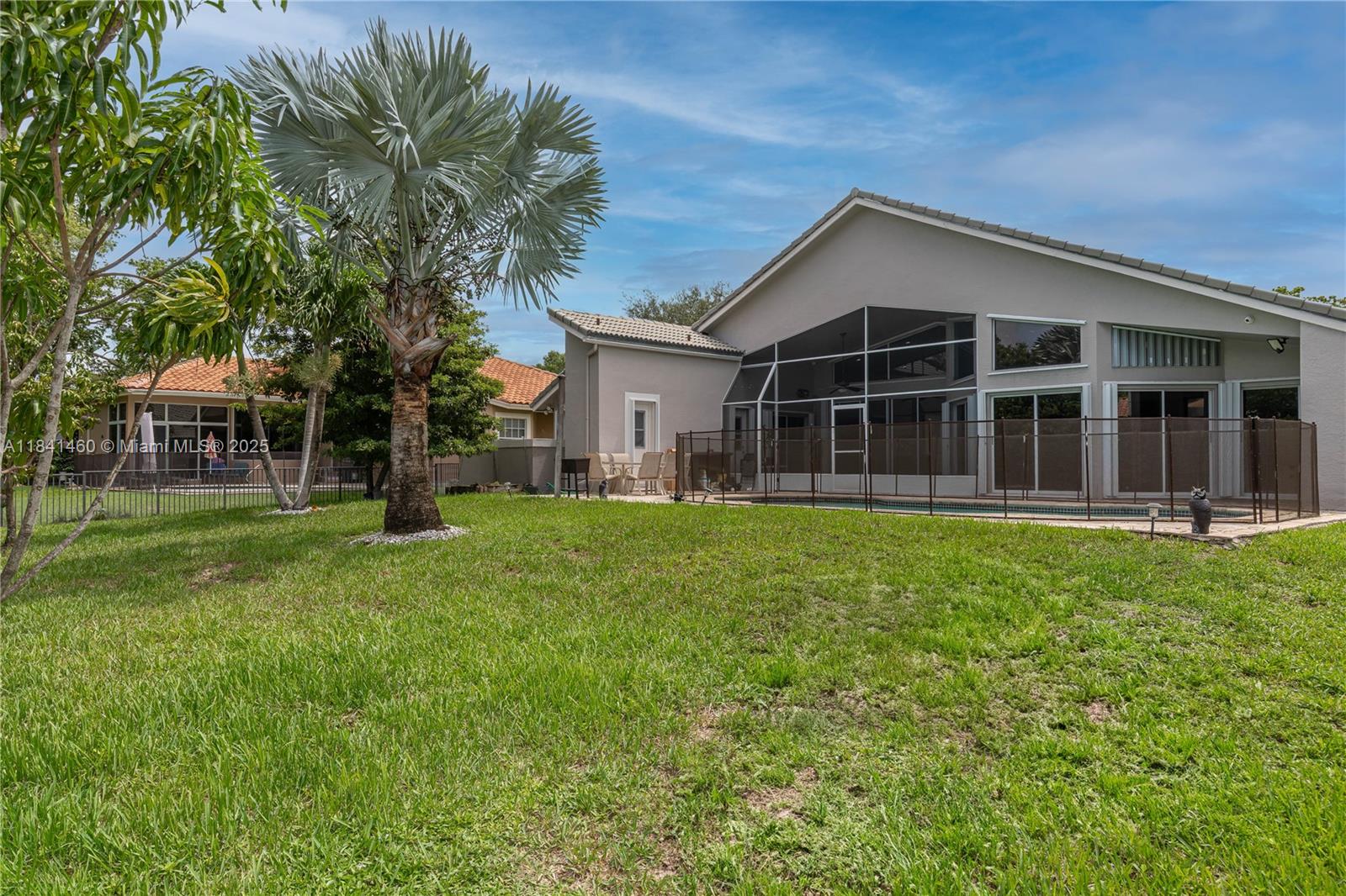 FAIRWAYS AT EAGLE TRACE - Residential