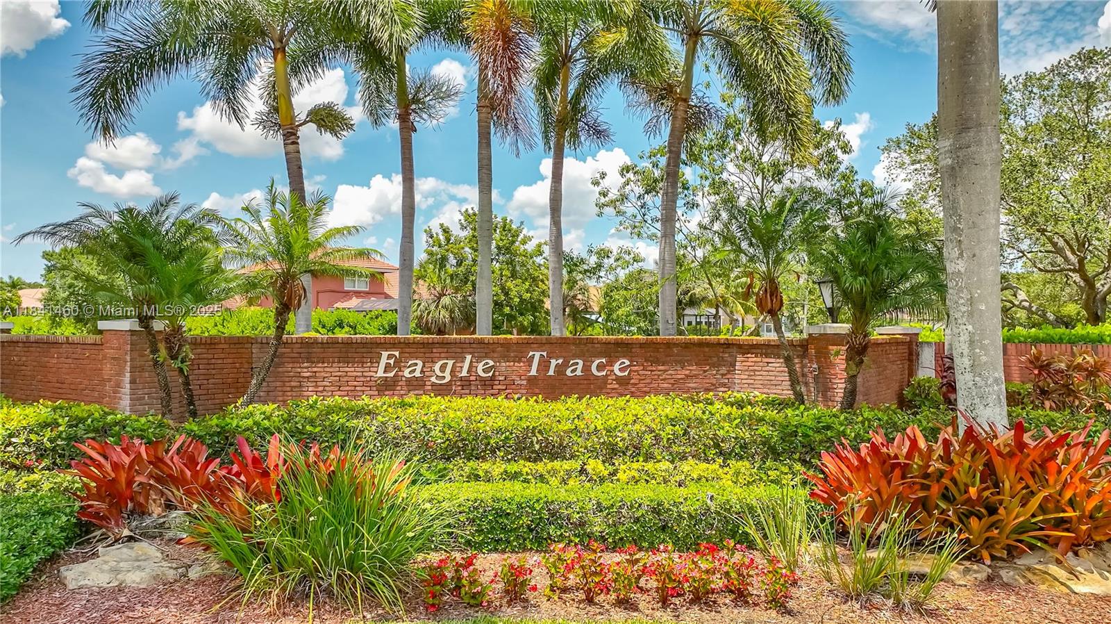 FAIRWAYS AT EAGLE TRACE - Residential