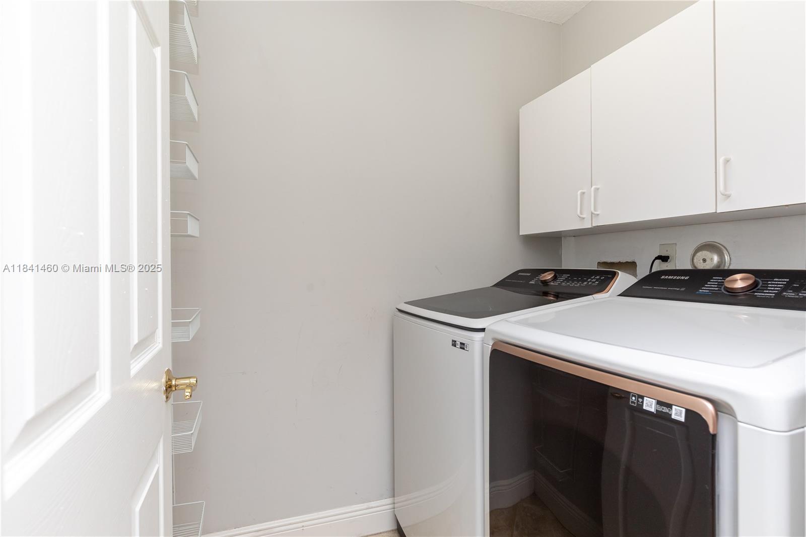 FAIRWAYS AT EAGLE TRACE - Residential