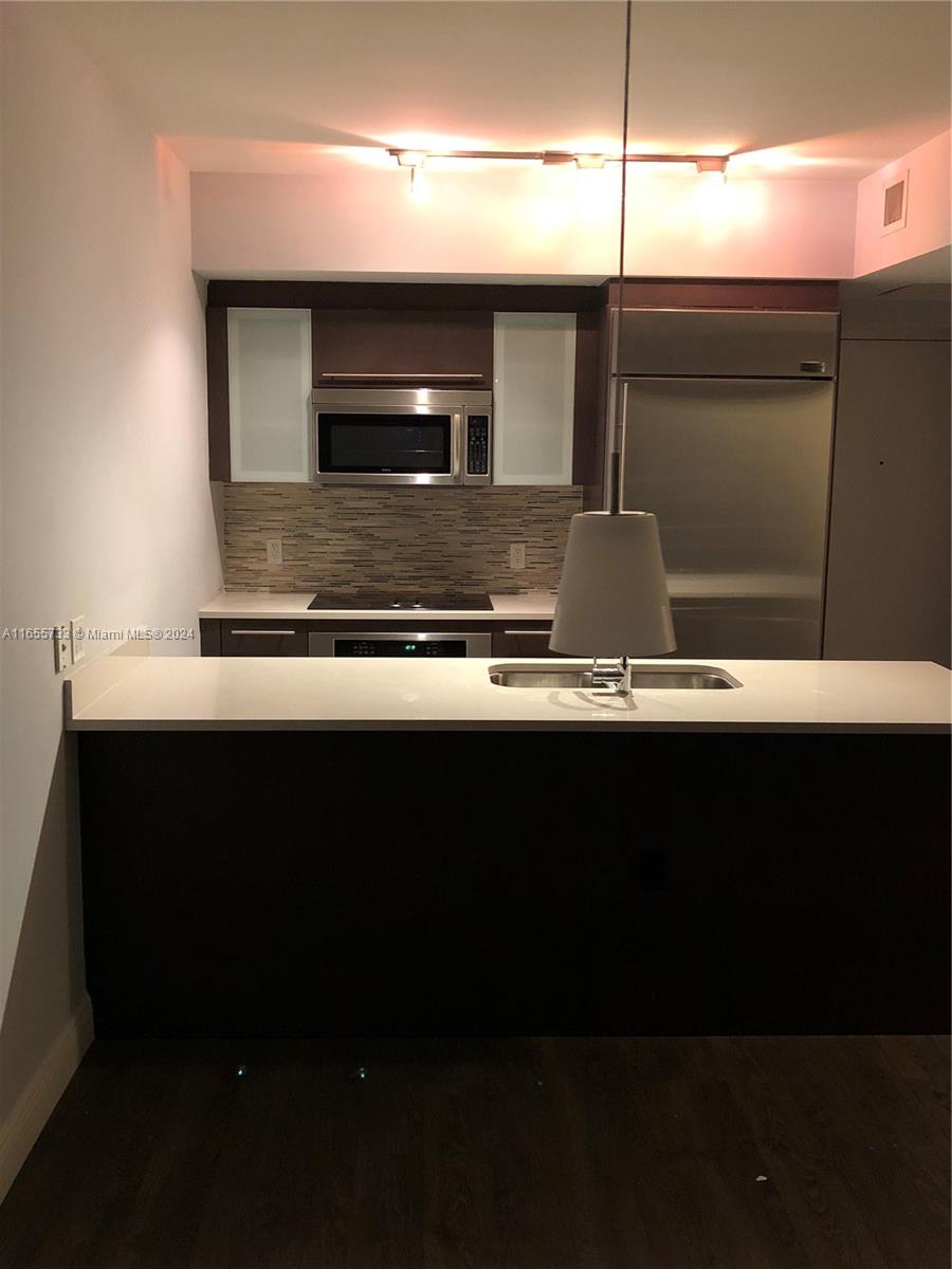 500 BRICKELL WEST CONDO - Residential