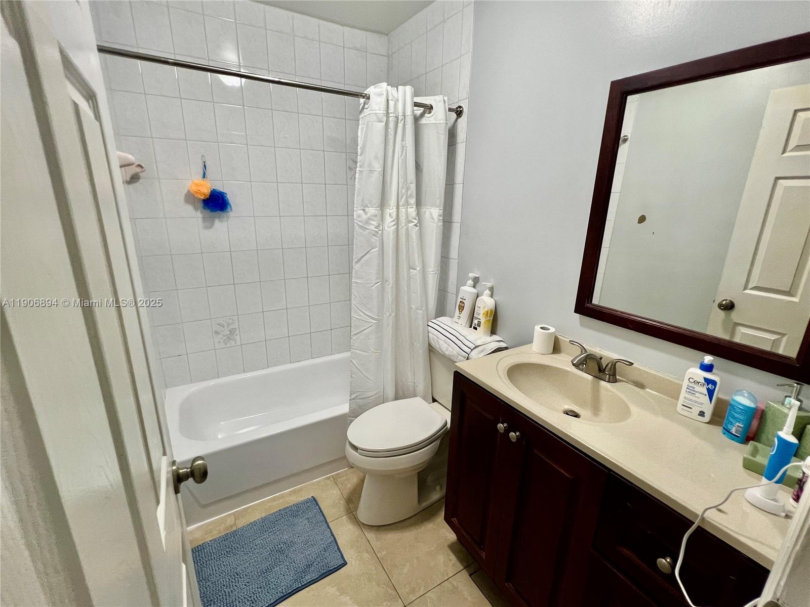 WEST POINCIANA VILLAS CON - Residential