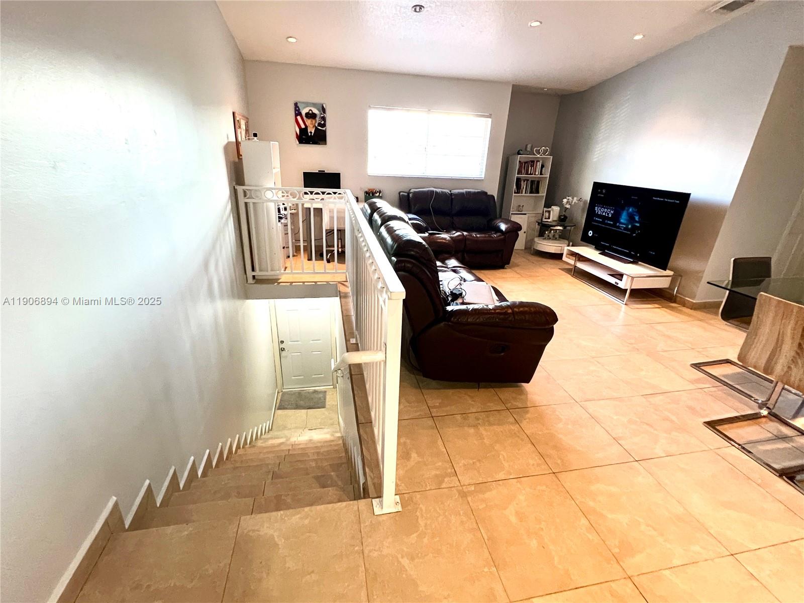 WEST POINCIANA VILLAS CON - Residential