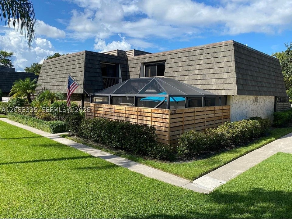Photo of Palm Beach Gardens, FL 33418 (MLS # A12068335)