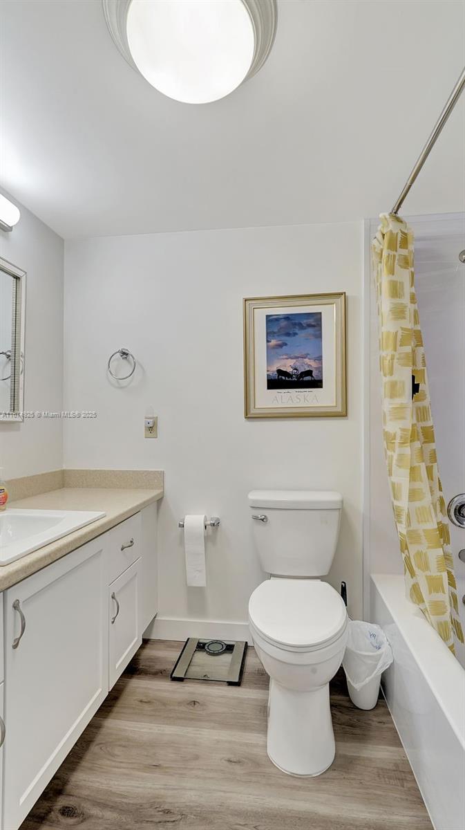 FAIRWAYS RIVIERA CONDO - Residential