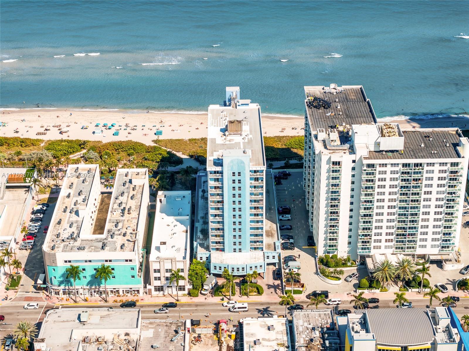 PORT ROYALE CONDO - Residential