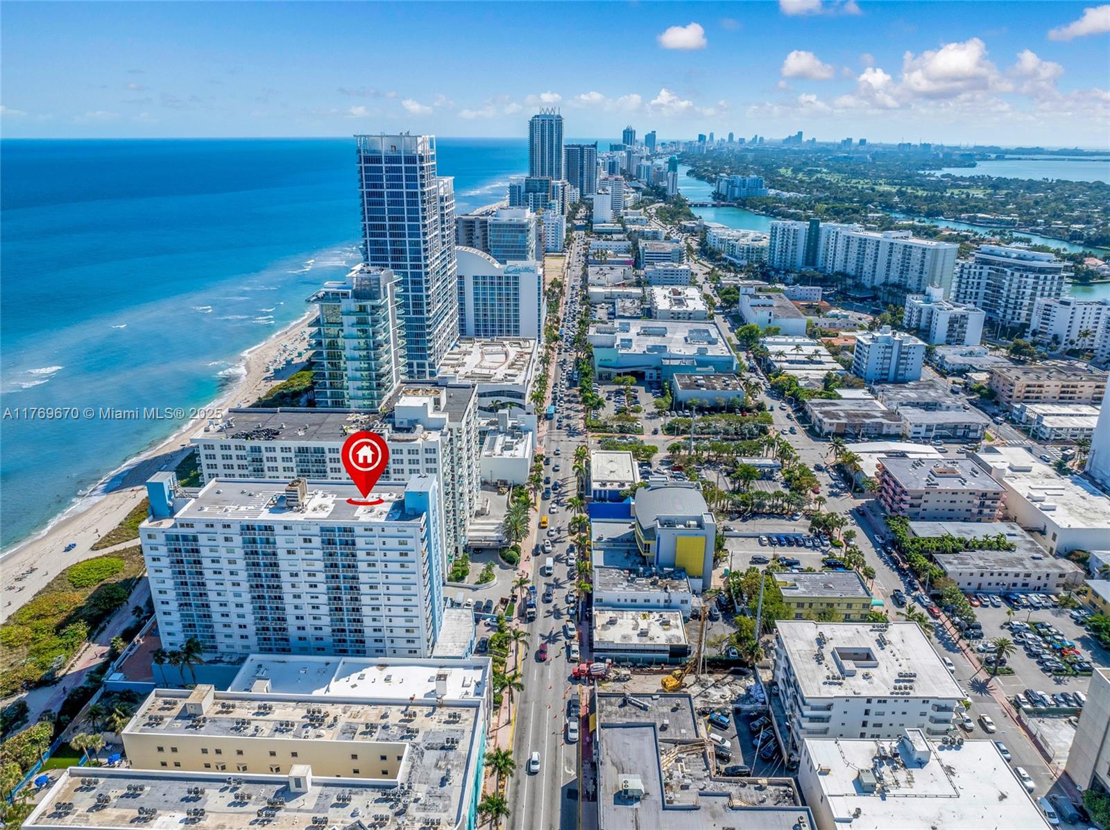 PORT ROYALE CONDO - Residential