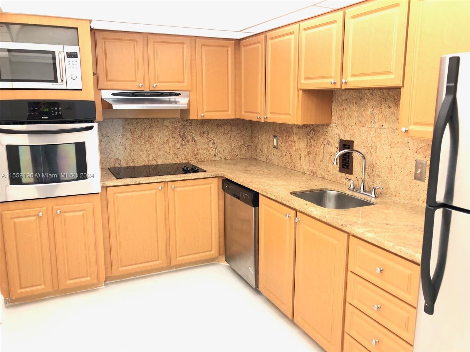 TIDES ON HOLLYWOOD BEACH - Residential Lease