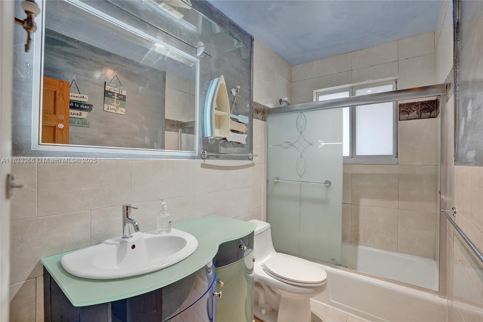 COVE HOMESITES - Residential