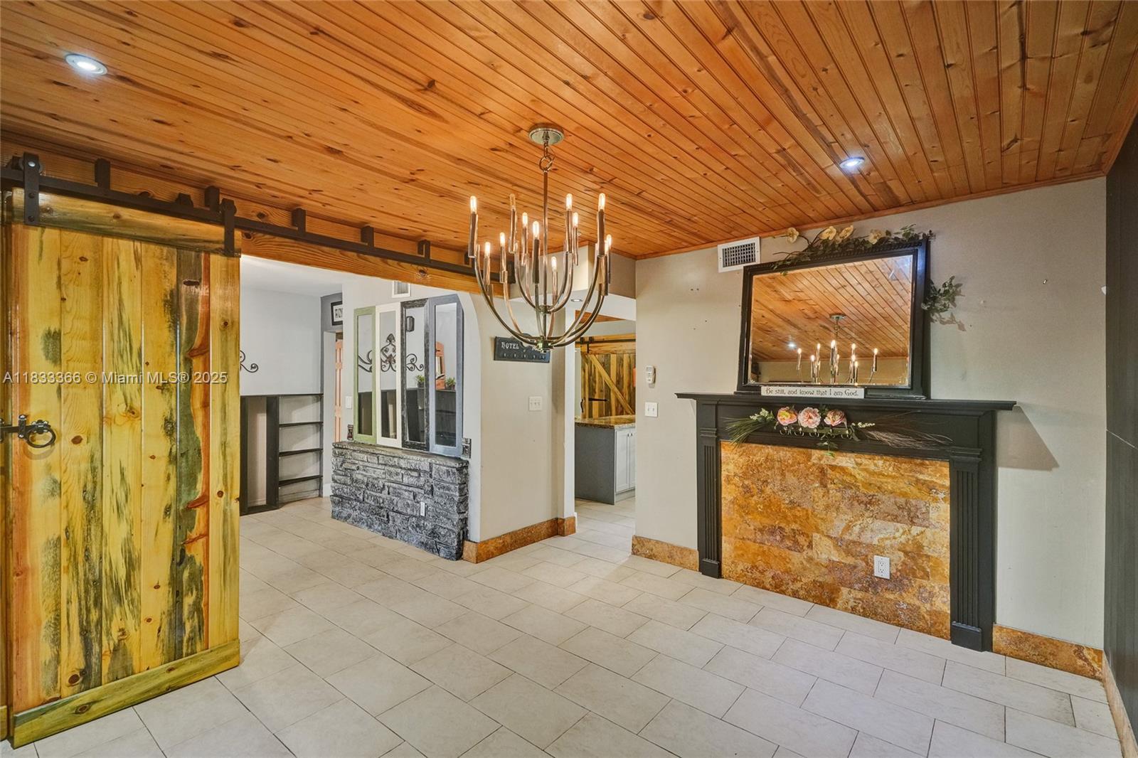 COVE HOMESITES - Residential