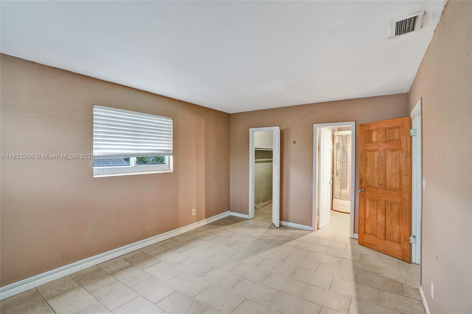 COVE HOMESITES - Residential