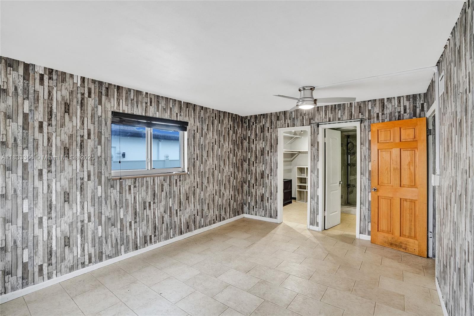 COVE HOMESITES - Residential