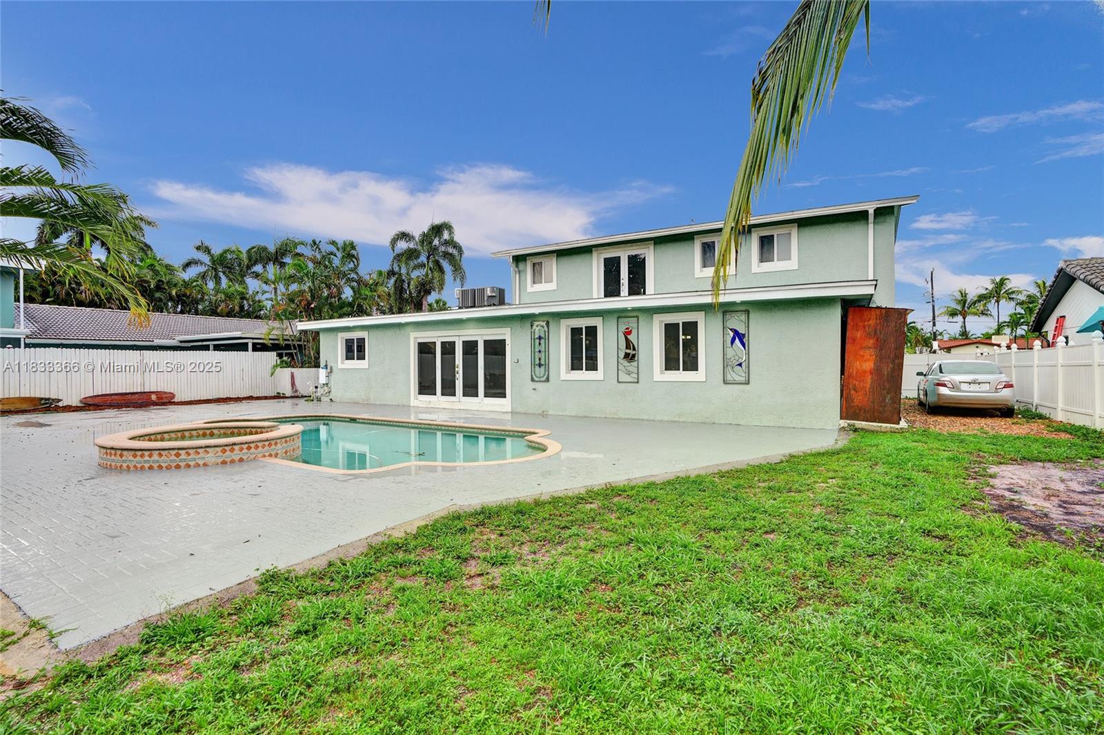 COVE HOMESITES - Residential