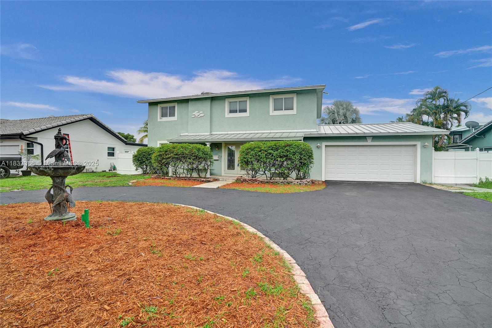 COVE HOMESITES - Residential