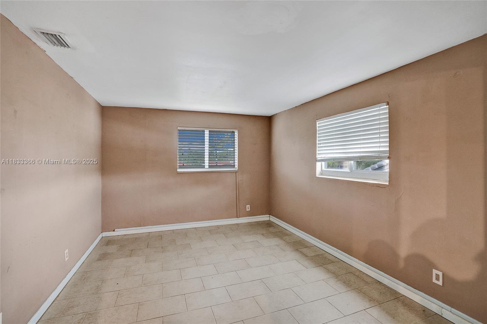 COVE HOMESITES - Residential