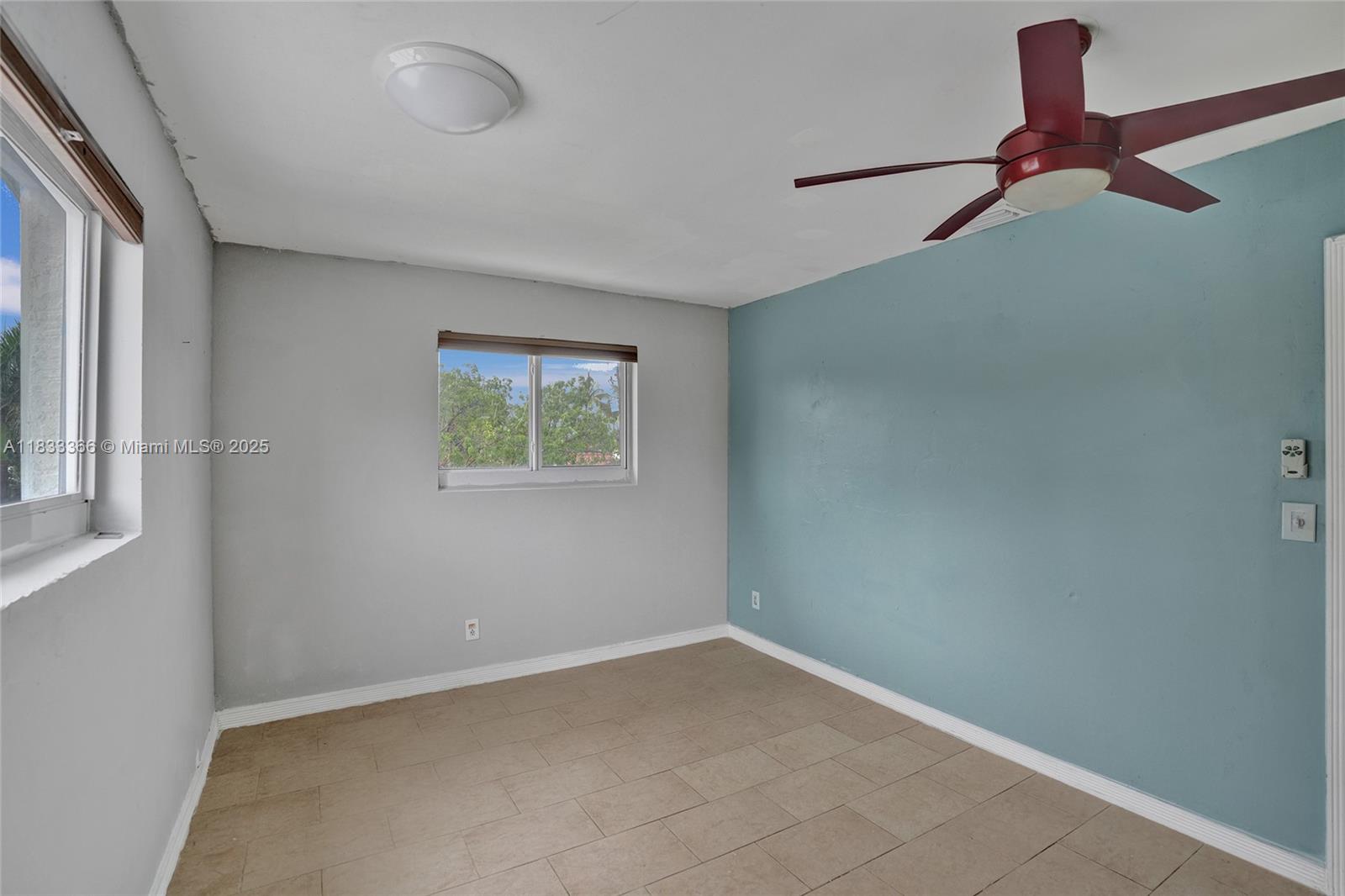 COVE HOMESITES - Residential