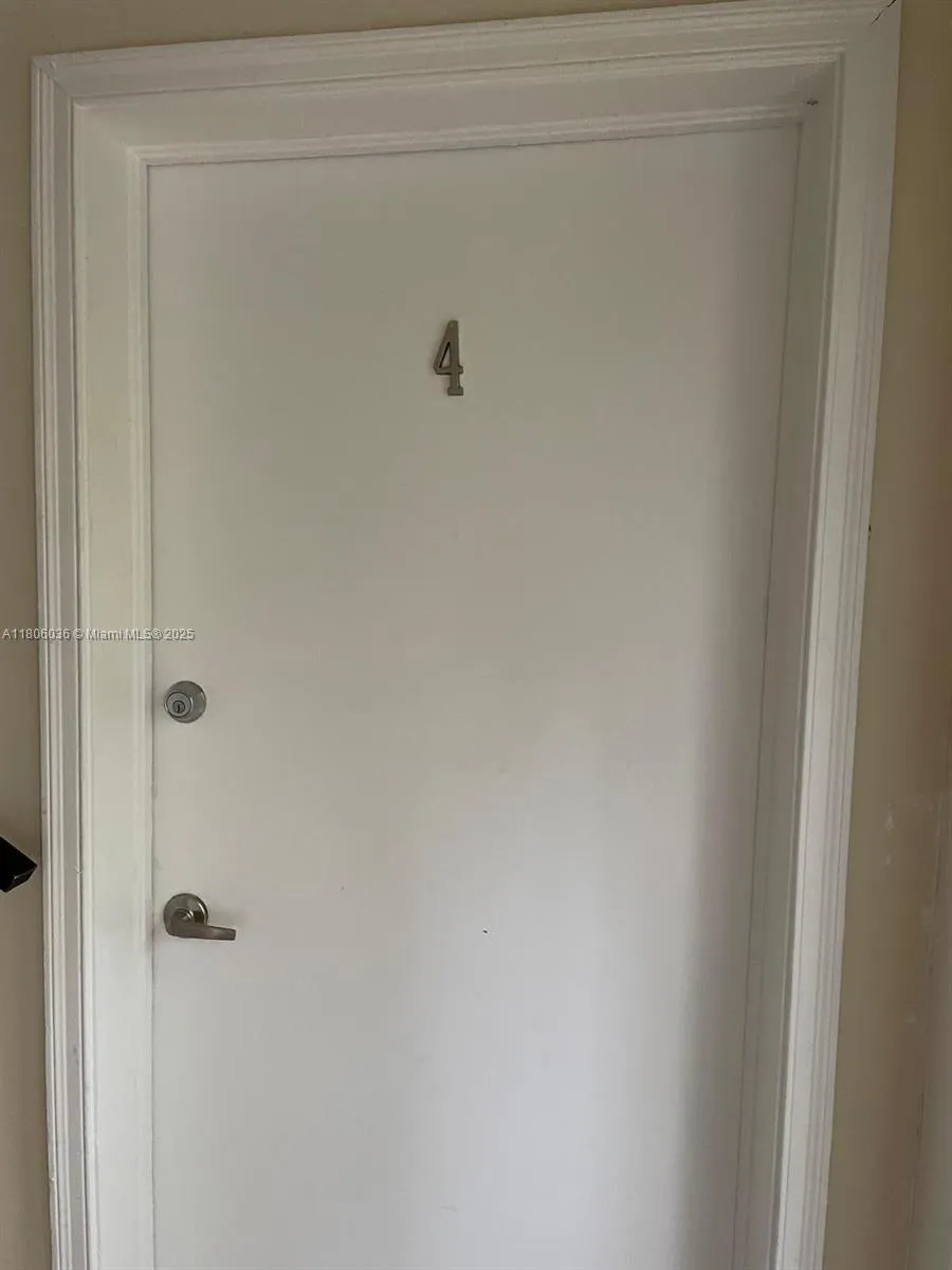 Miami Beach, Florida 33140, United States, 1 Bedroom Bedrooms, ,1 BathroomBathrooms,Residential,Active,134783