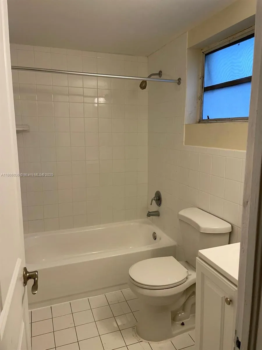 Miami Beach, Florida 33140, United States, 1 Bedroom Bedrooms, ,1 BathroomBathrooms,Residential,Active,134783