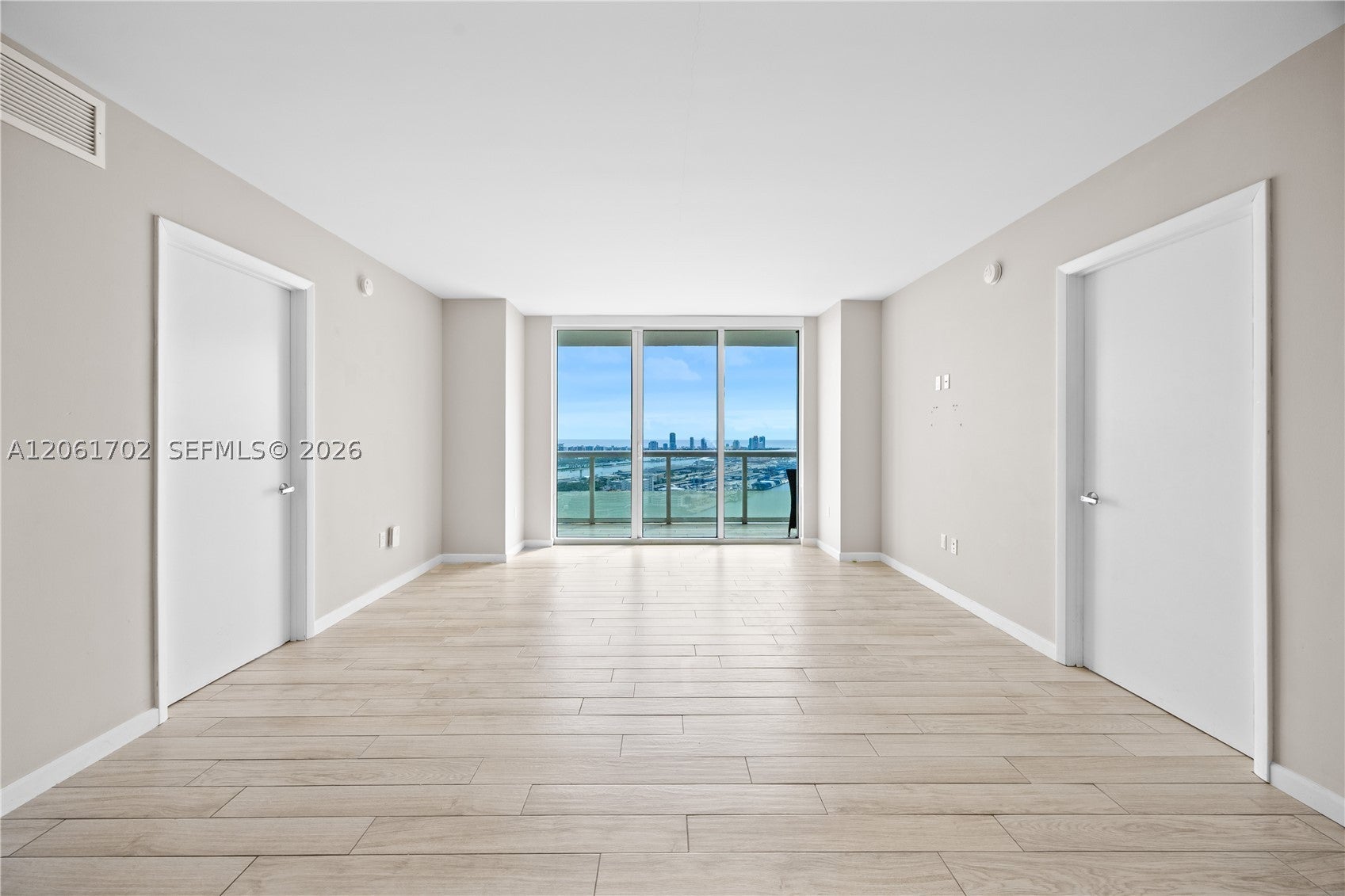 50 Biscayne Blvd 4706