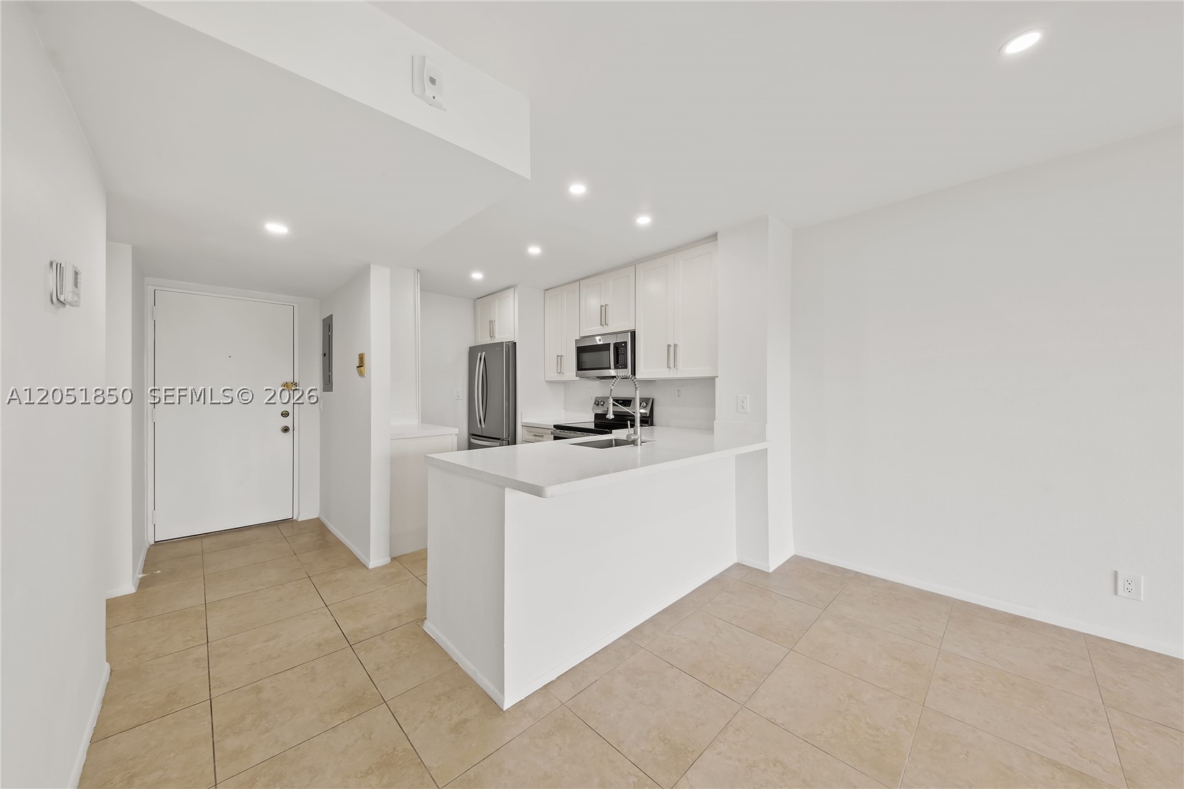 7900 Camino Cir 406