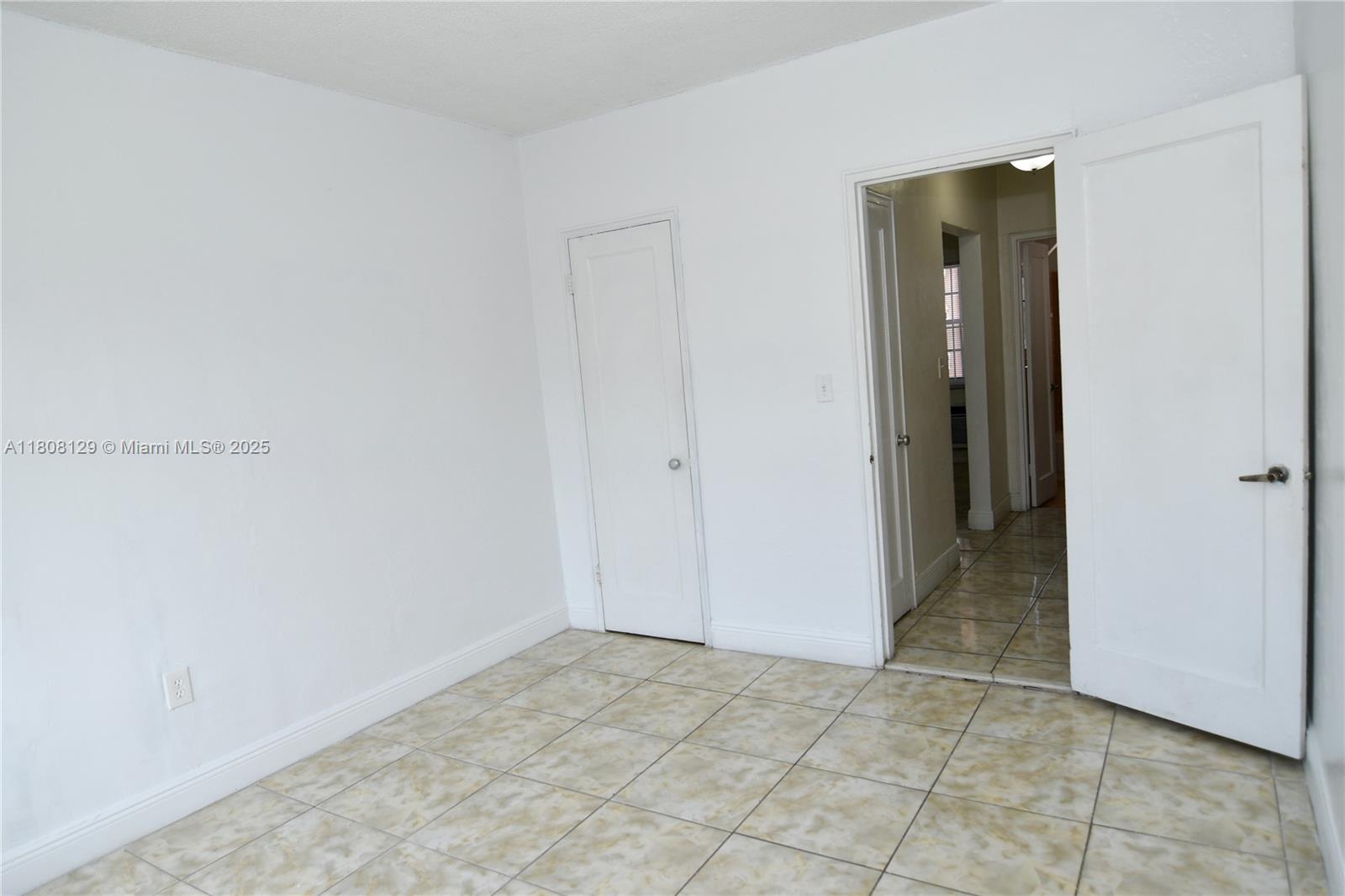 CORAL GARDENS CONDO BLDG - Residential