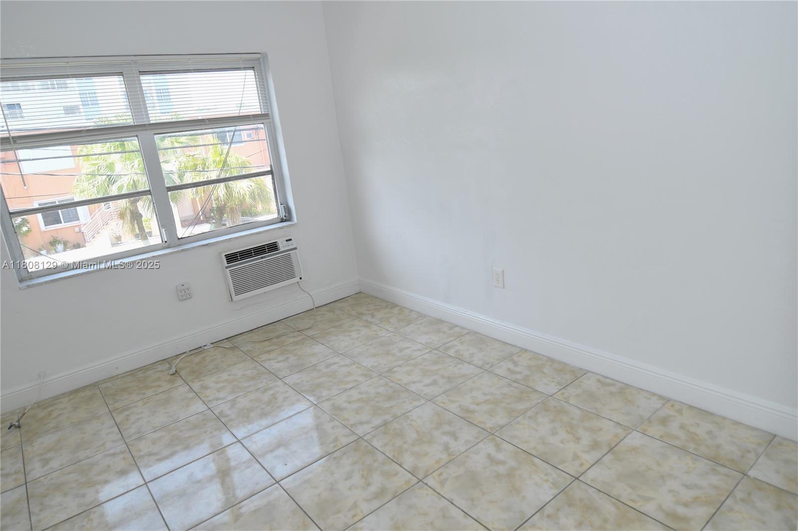 CORAL GARDENS CONDO BLDG - Residential