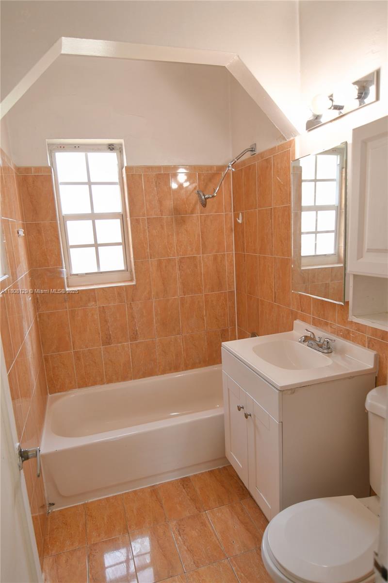 CORAL GARDENS CONDO BLDG - Residential