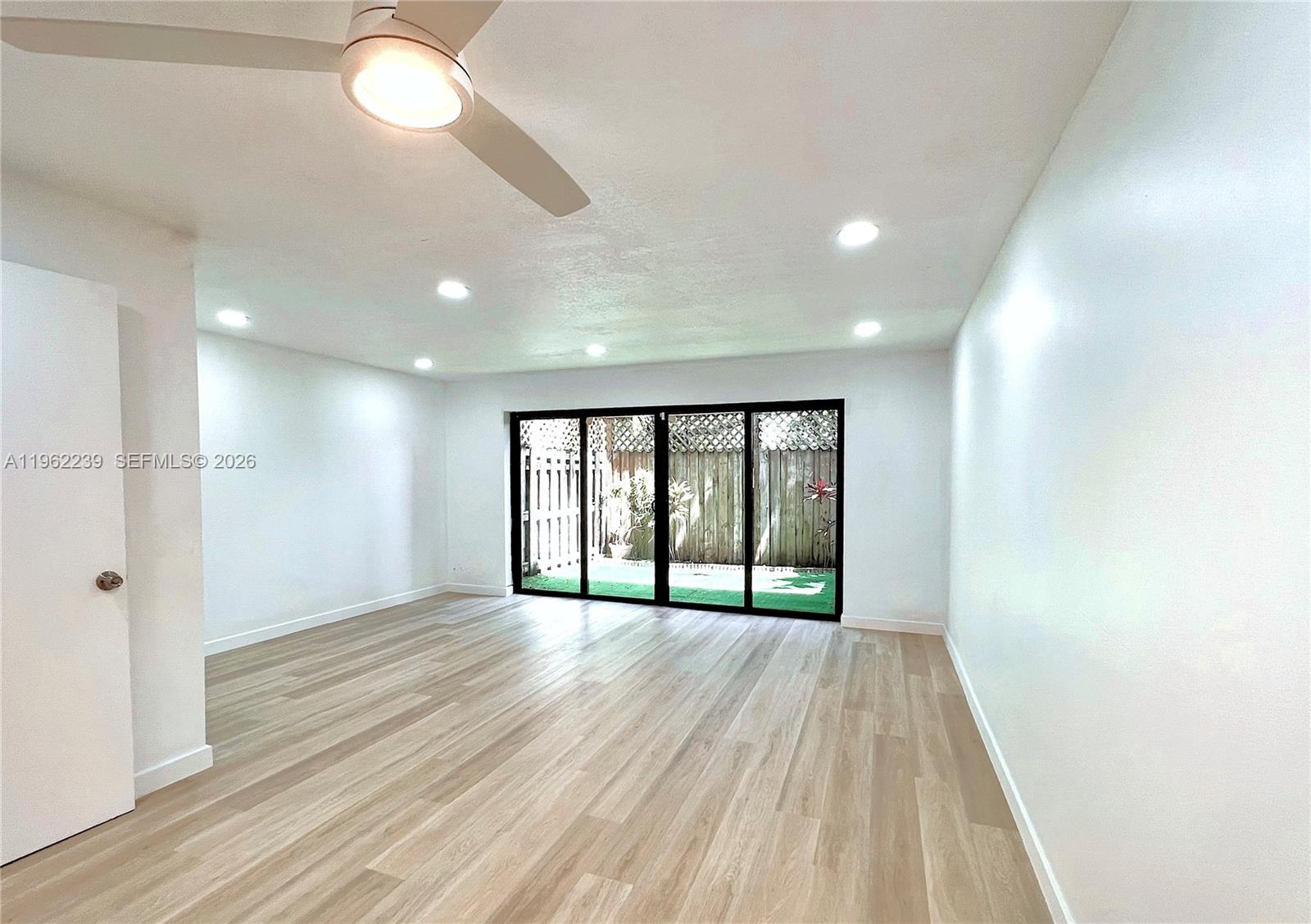 SOUTHPORT SQUARE CONDO - Residential