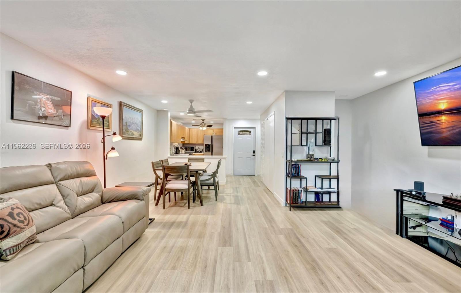 SOUTHPORT SQUARE CONDO - Residential