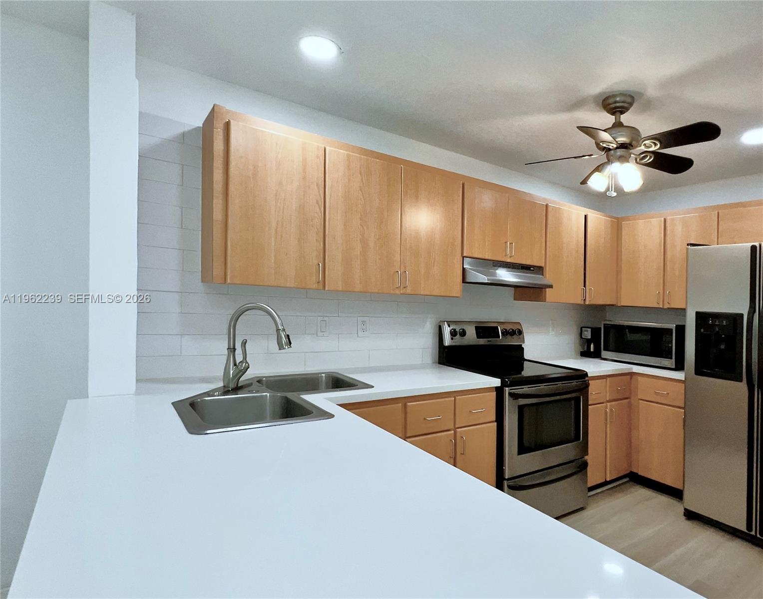 SOUTHPORT SQUARE CONDO - Residential