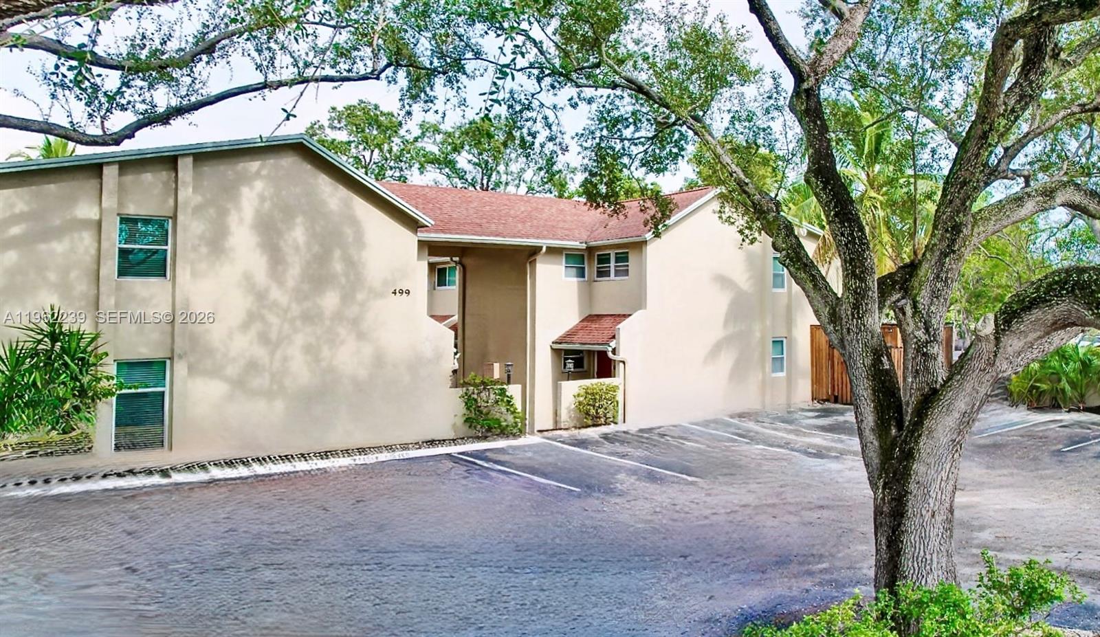 SOUTHPORT SQUARE CONDO - Residential