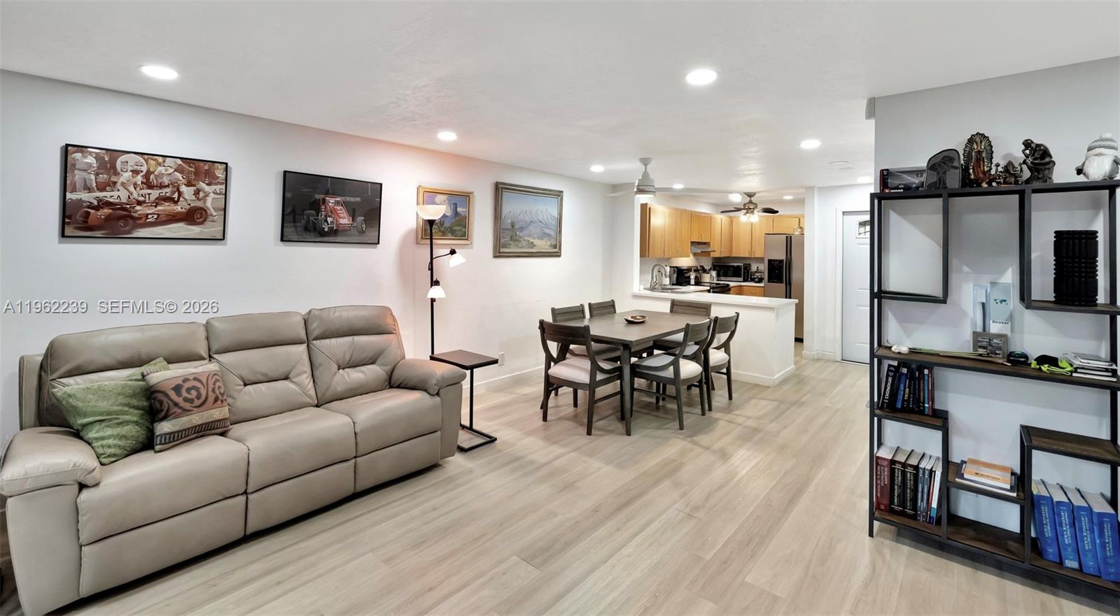 SOUTHPORT SQUARE CONDO - Residential