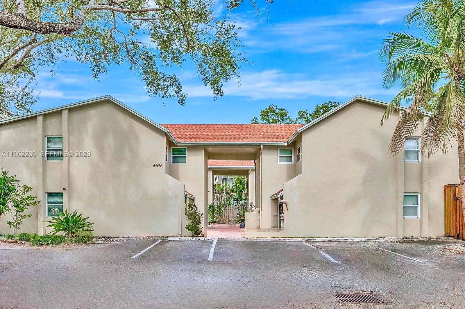 SOUTHPORT SQUARE CONDO - Residential