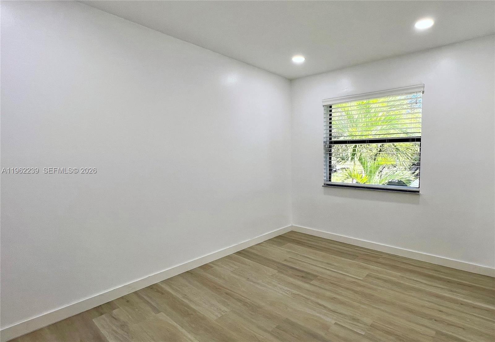 SOUTHPORT SQUARE CONDO - Residential