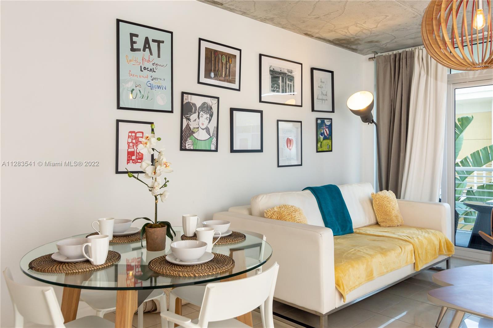 MIDBLOCK MIAMI CONDO - Residential Lease