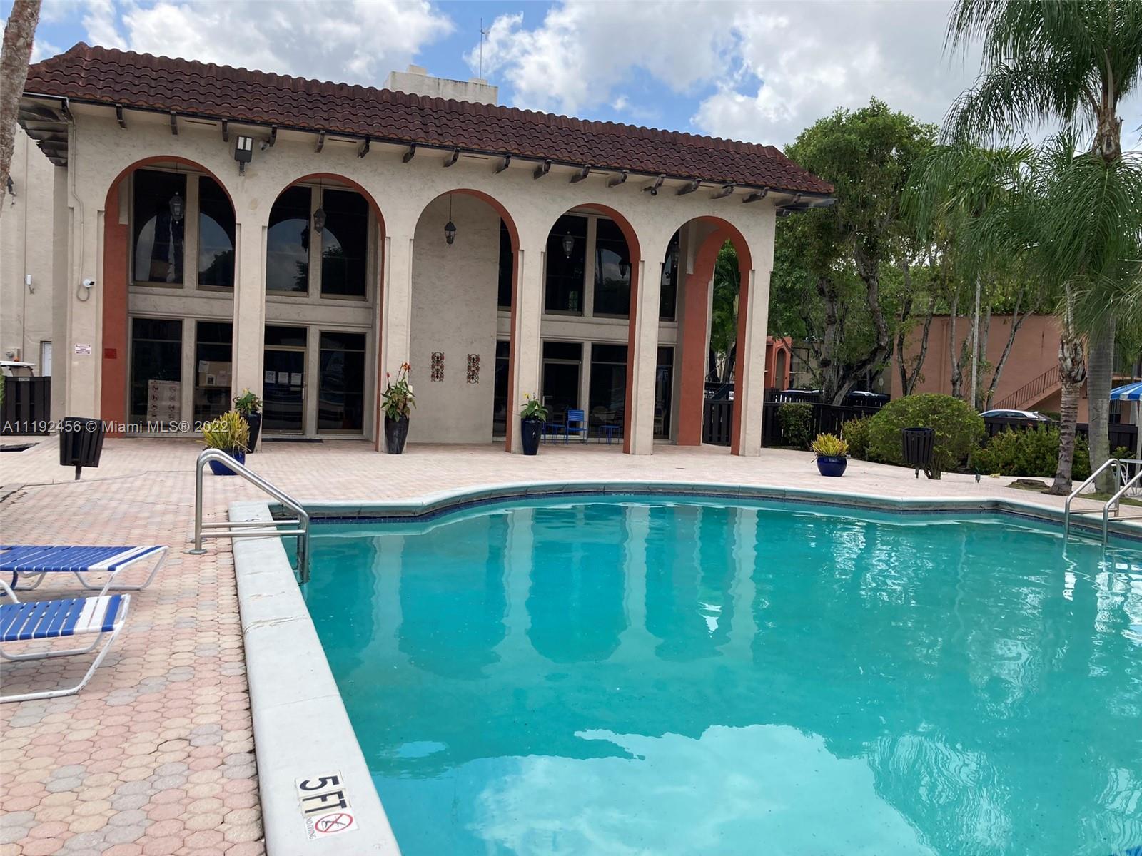 SPANISH TRACE CONDO - Residential Lease