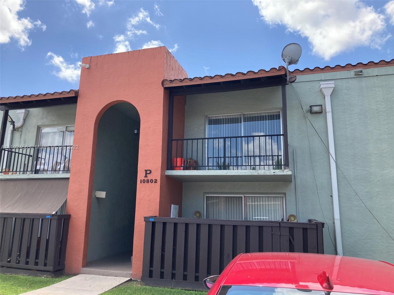 SPANISH TRACE CONDO - Residential Lease