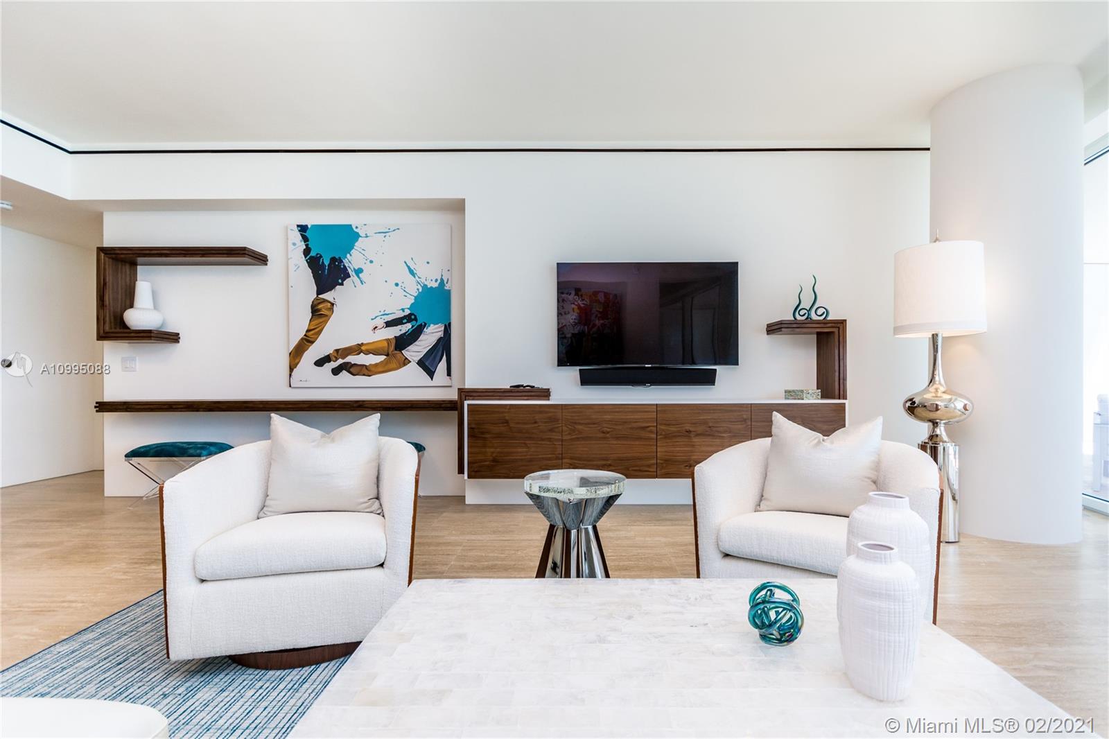 SURF CLUB CONDO - Residential