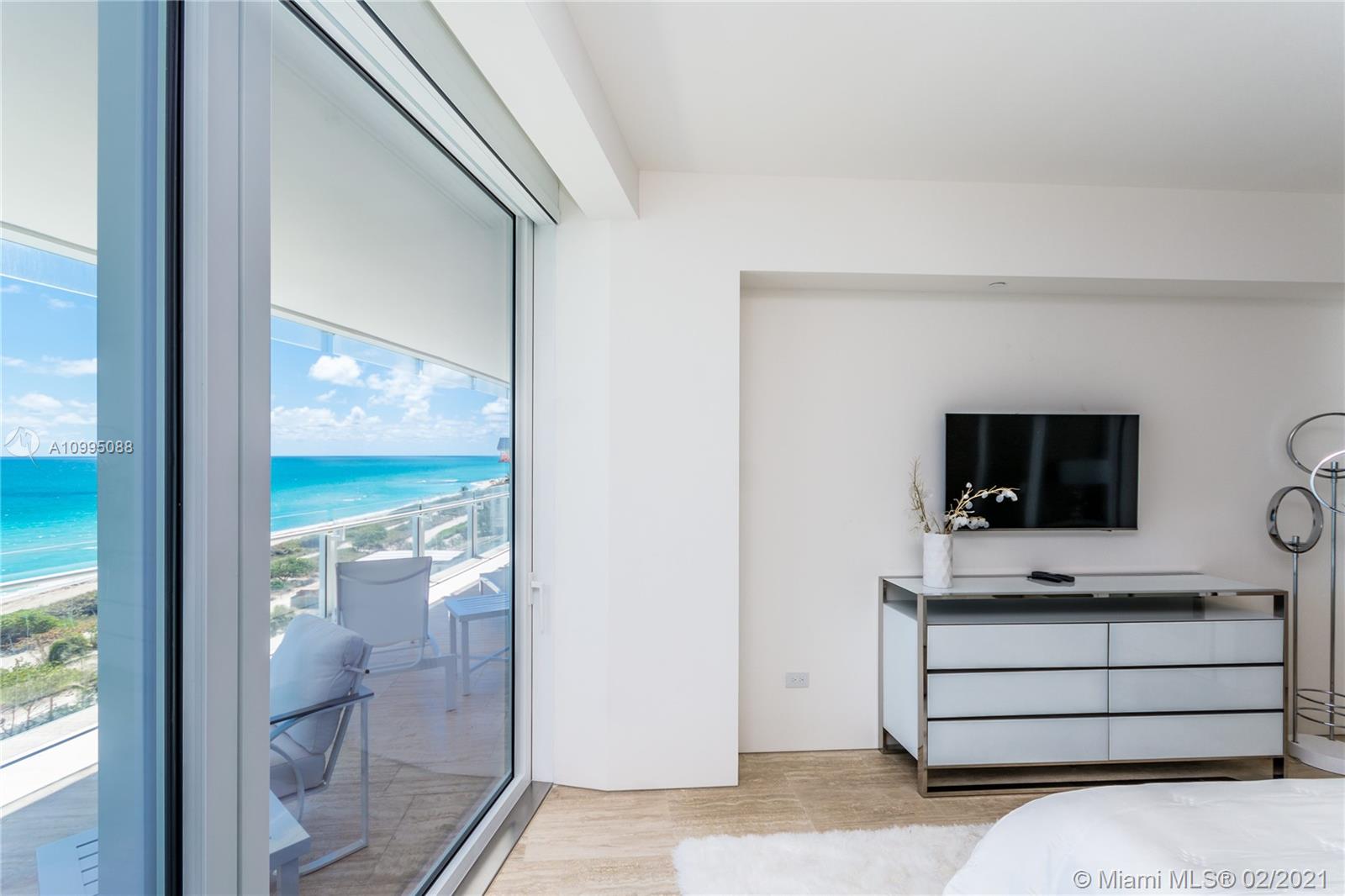 SURF CLUB CONDO - Residential