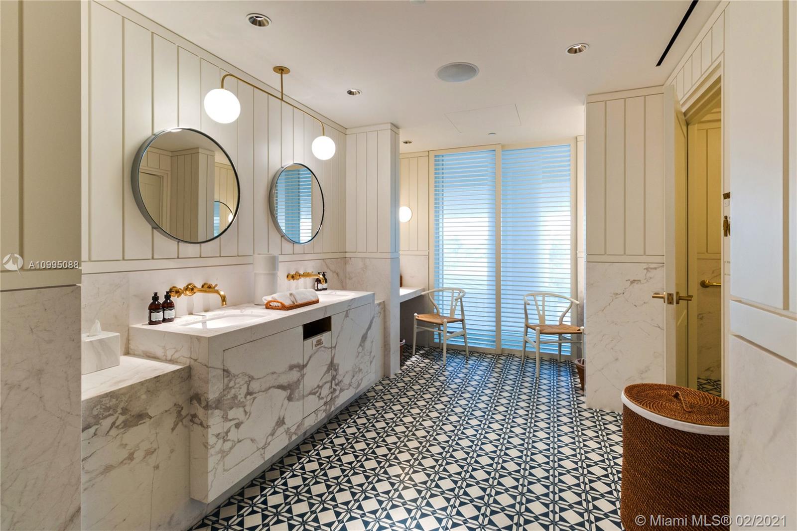 SURF CLUB CONDO - Residential