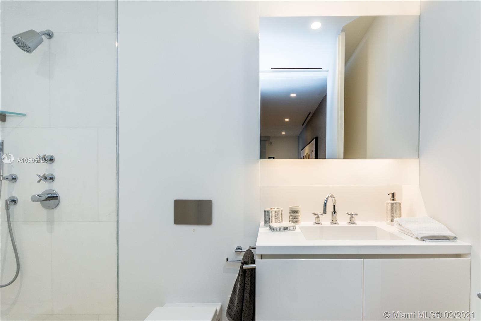 SURF CLUB CONDO - Residential