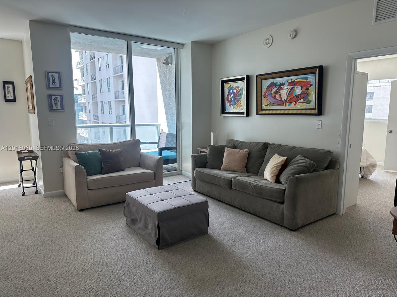 253 NE 2nd St 1402