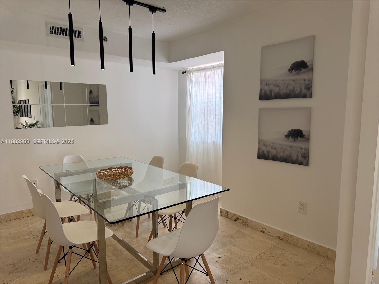 19555 E Country Club Dr 8602